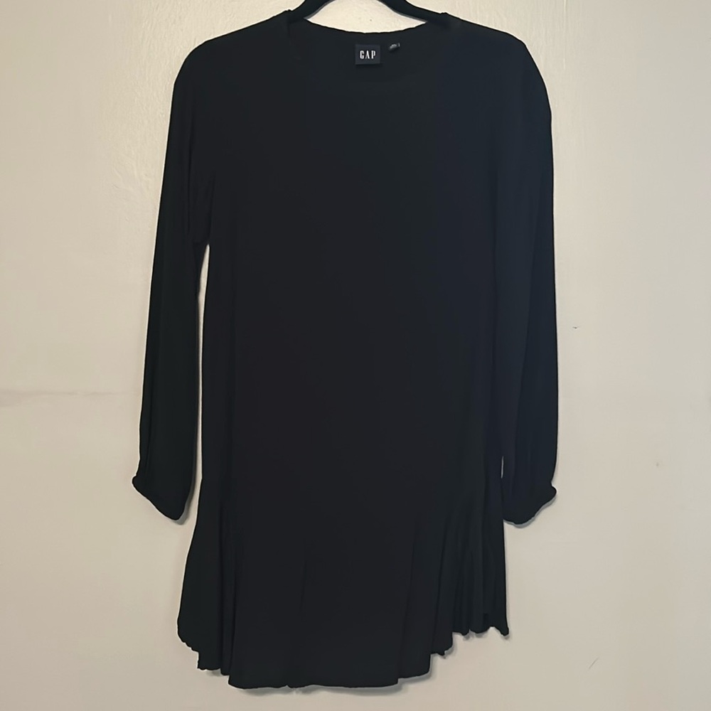 Gap long sleeve flounce dress